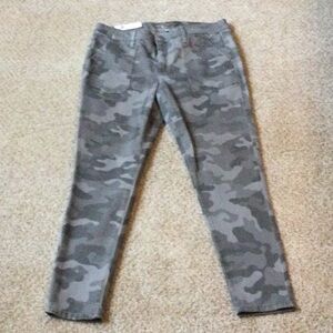 Camoflouge skinny jeans